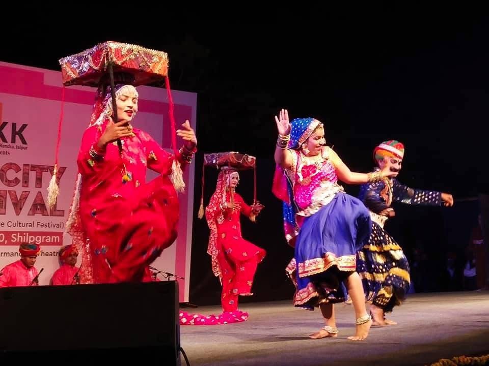 RUH RAJASTHAN group performance photo 4