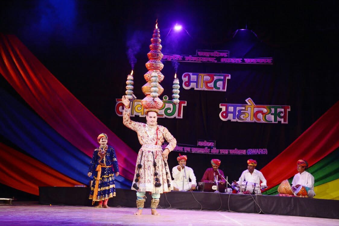 RUH RAJASTHAN group performance photo 5